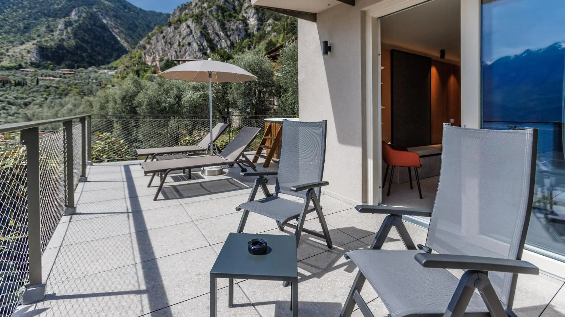 Llac Living Nature Hotel Лимоне-суль-Гарда