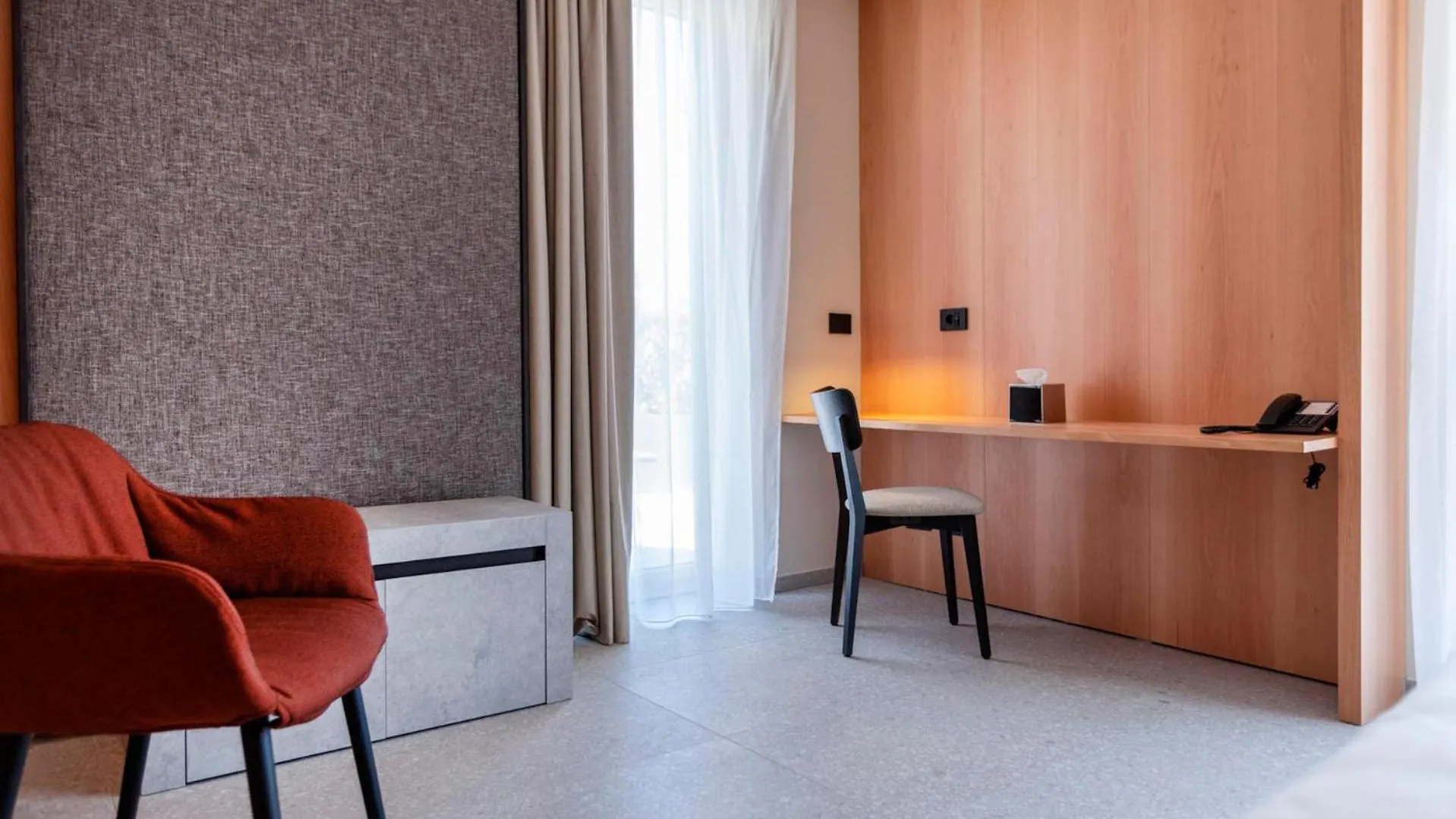 Llac Living Nature Hotel Лимоне-суль-Гарда