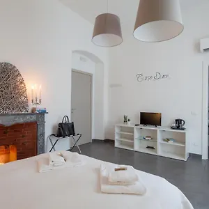 affittacamere-via-dei-mille.hotelitalianriviera.com/